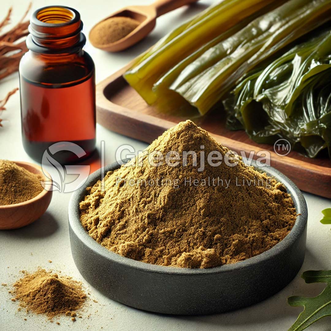 A bowl of Kelp Extract Powder sits beside a glass bottle on a wooden tray.